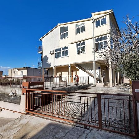 Apartments Maria Makarska Exterior photo