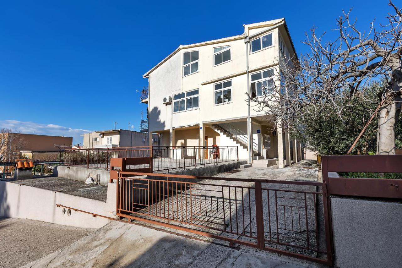 Apartments Maria Makarska Exterior photo