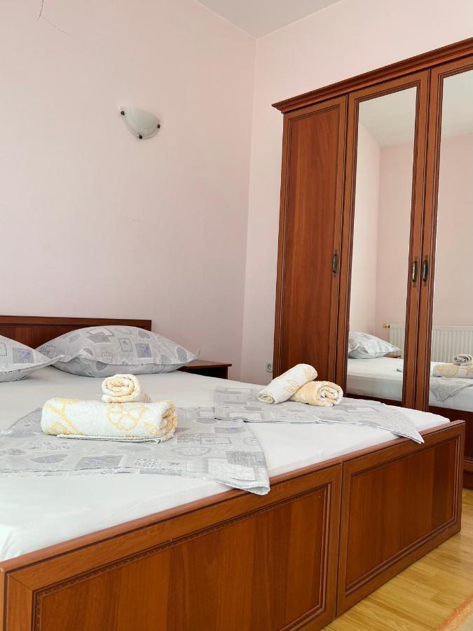 Apartments Maria Makarska Exterior photo